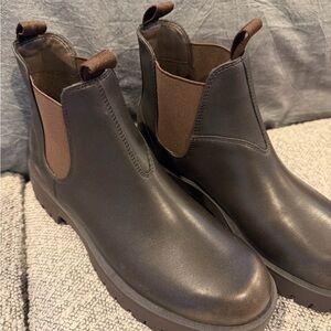 Women's Zora Ankle Chelsea
Boots 8.5W